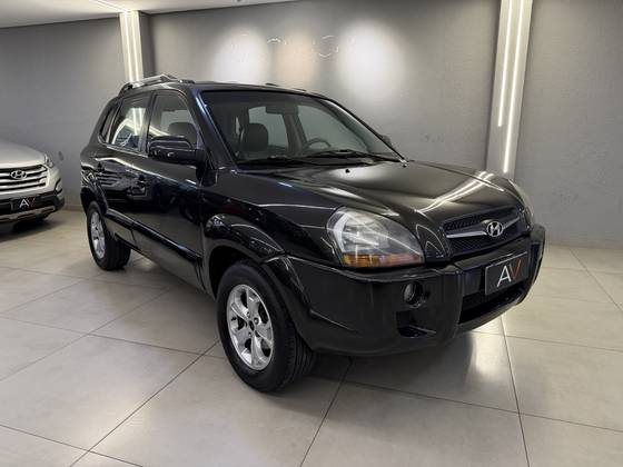 HYUNDAI TUCSON 2.0 GL 2WD 16V GASOLINA 4P MANUAL